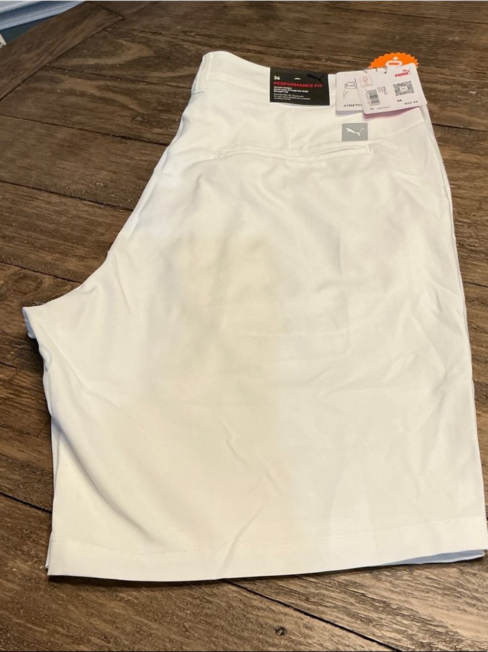 Men’s Puma White Performance Golf Shorts NEW Size 36